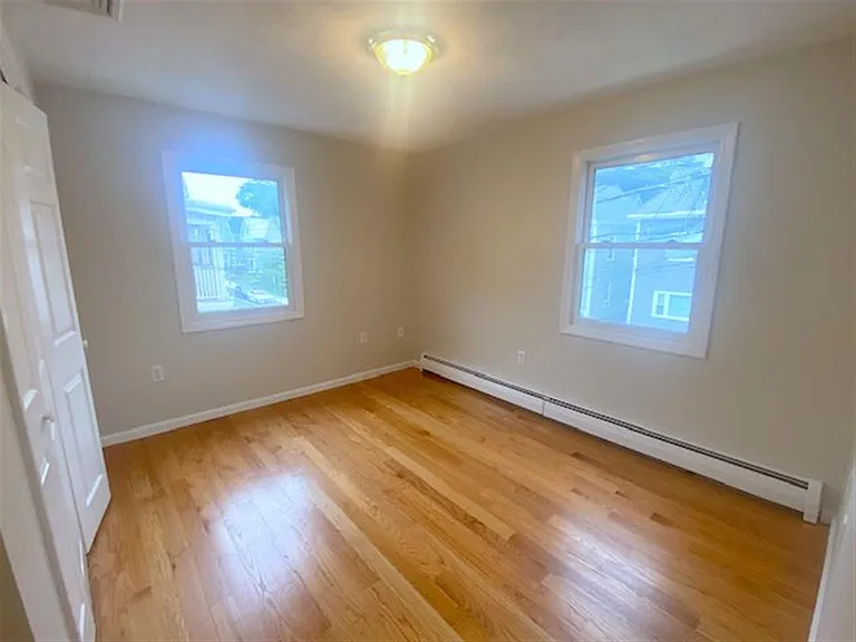 64 Cedar St — Photo 9