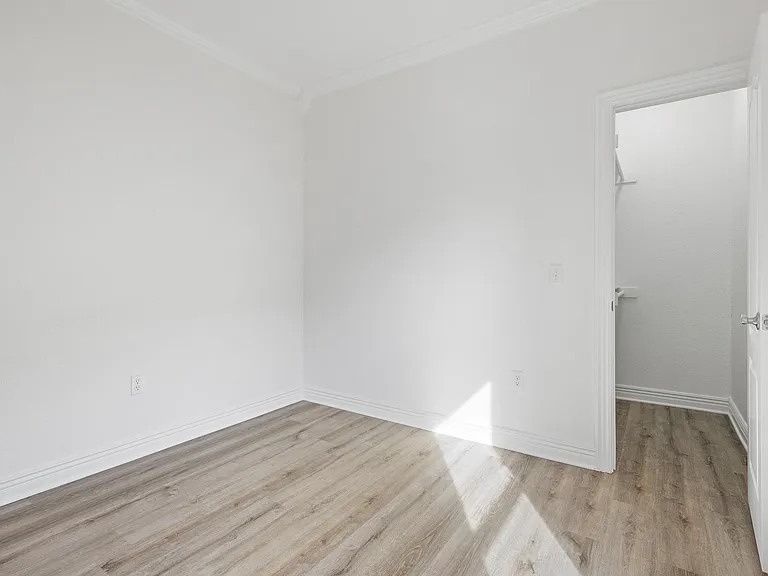 514 S Pierremont Dr — Photo 20