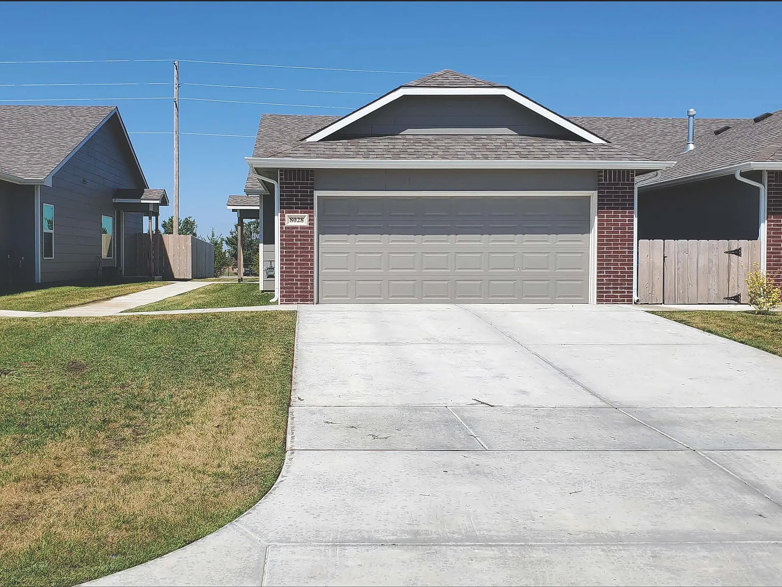 3 bed, 1200 sqft, $1,495 — Photo 2