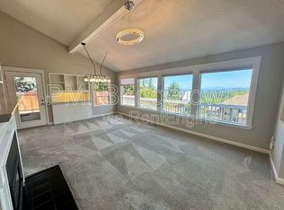 11731 SW 41st Ave #A, Portland, OR 97219