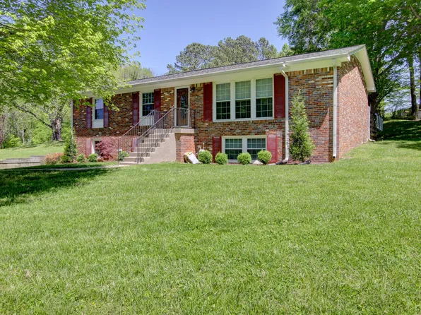 1293 Jostin Dr, Clarksville, TN 37040