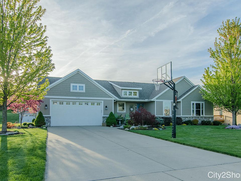 1st image of 7507 Medinah Dr