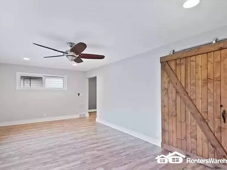 2612 Toledo Ave S — Photo 4
