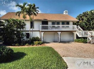 1555 San Carlos Bay Dr, Sanibel, FL 33957