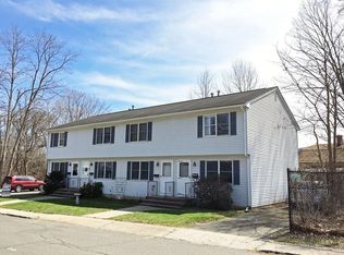 31 Lyman Ave, Easthampton, MA 01027