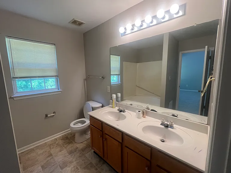 12421 Stratfield Place Cir — Photo 22