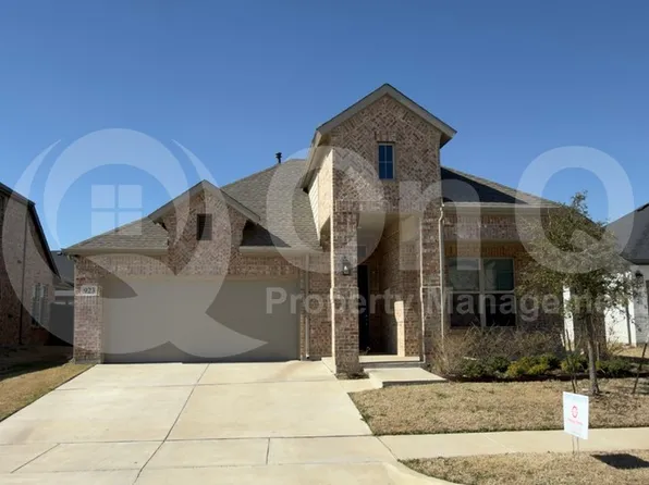 923 Hawthorn Ln, Mansfield, TX 76063
