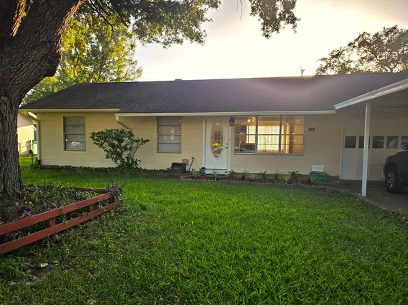 1312 Miles St, Rosenberg, TX 77471