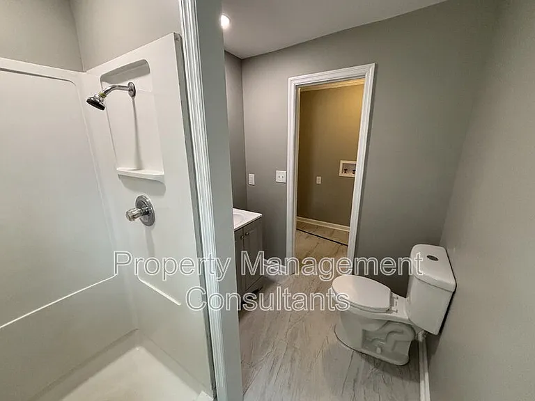 3402 8th Ave SW #B — Photo 5