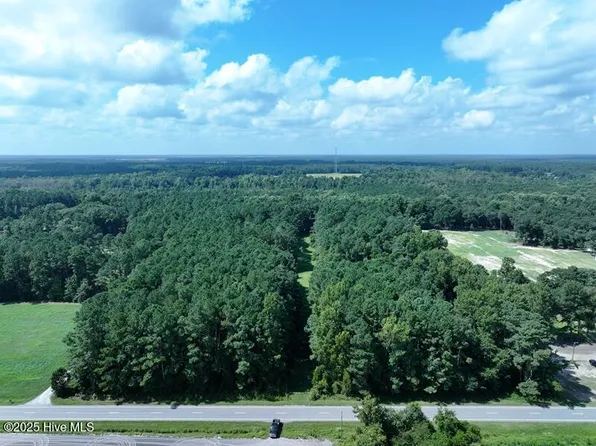 7521 Old Bear Road, Roseboro, NC 28382
