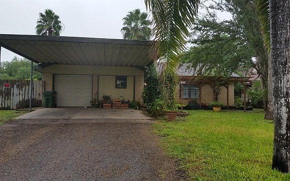 2nd image of 7921 W Lakeside Blvd