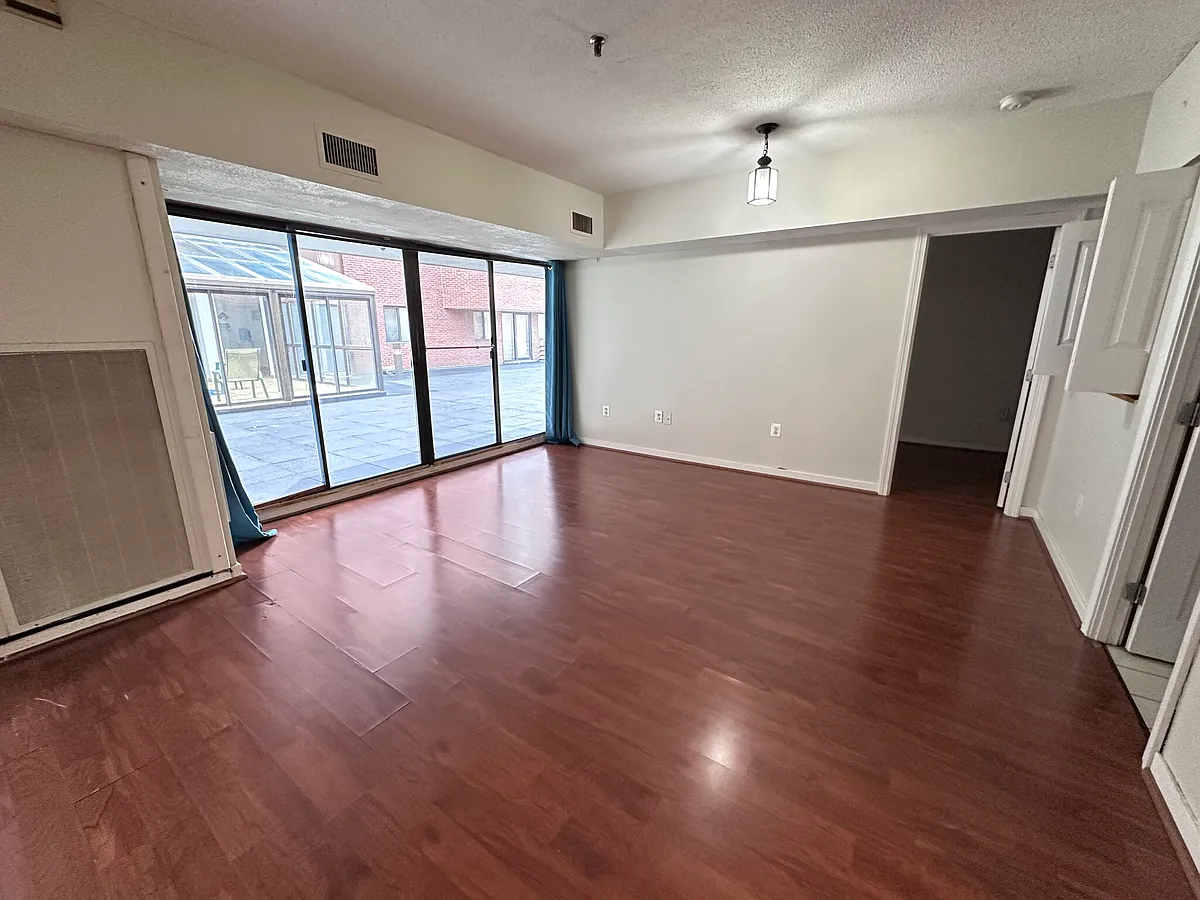 Building Photo - 147 Kelton St #311