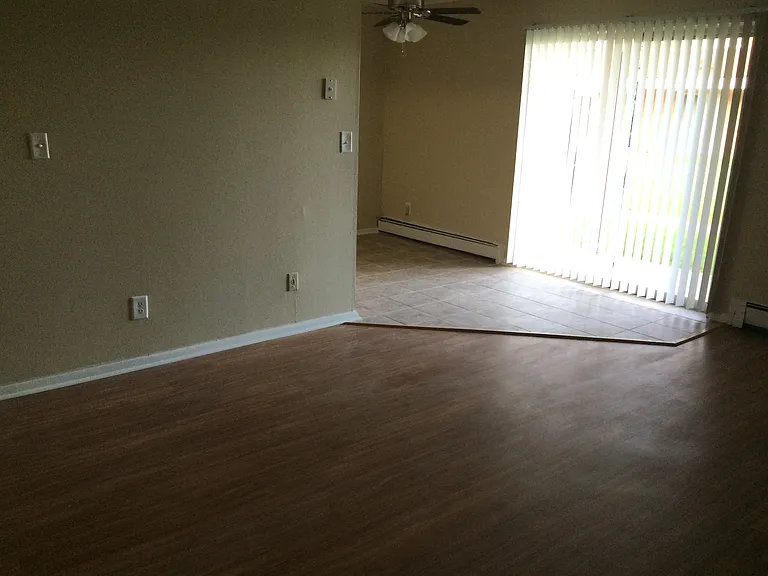 Cedarwood Estates Apartments — Photo 18