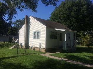 207 S 3rd St, Saint Joseph, IL 61873