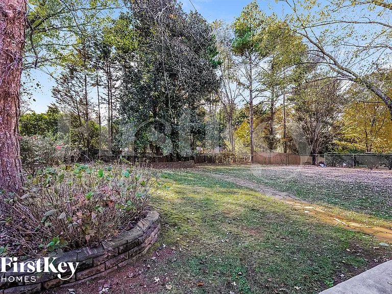 2067 Shillingwood Dr NW — Photo 16