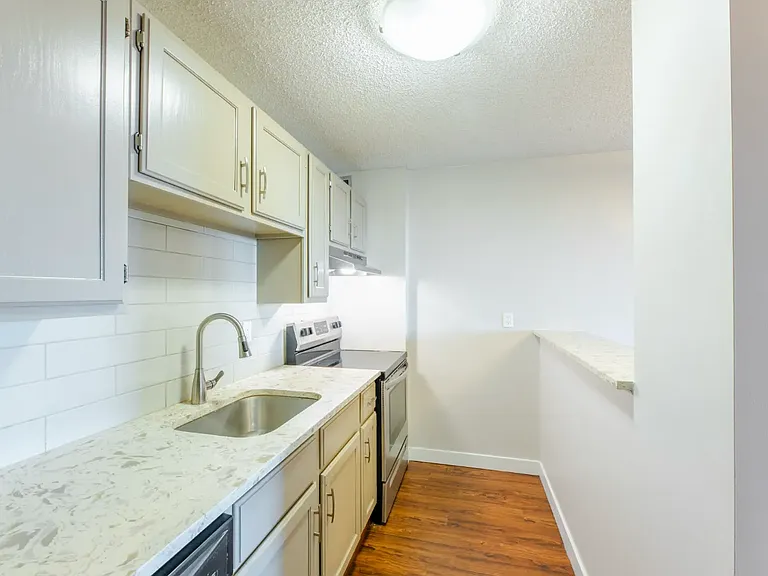 9600 Southland Cir SW — Photo 31