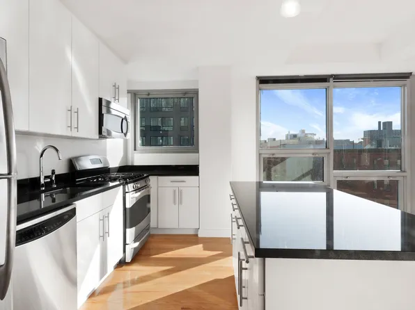 181 East 119th Street image 2 of 12