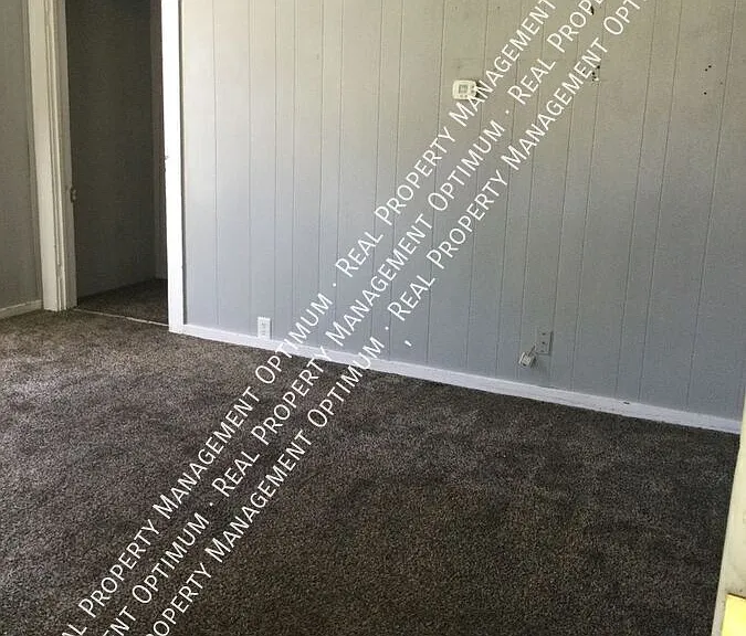 1114 Hawthorne St — Photo 5