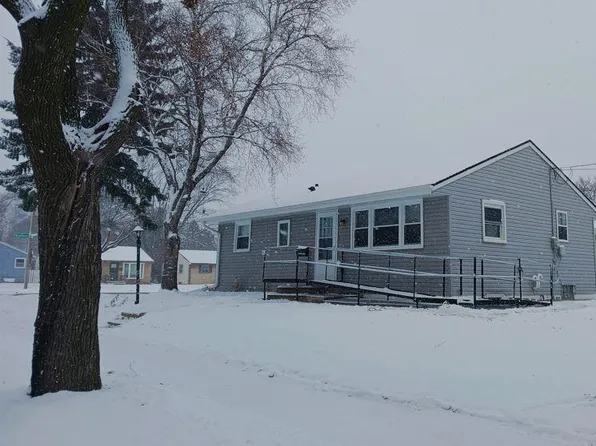 7040 West TALLMADGE PLACE, Milwaukee, WI 53218