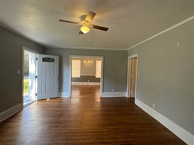 3 bed, 2.5 bath, 2147 sqft, $1,600 — Photo 4