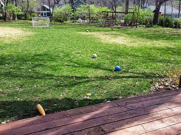 Huge Back Yard w/ Privacy