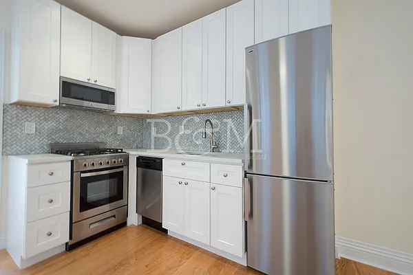 Rented by Brick&Mortar | media 15