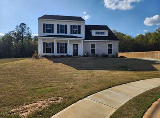 1663 N Pine Ridge Dr, Hephzibah, GA 30815