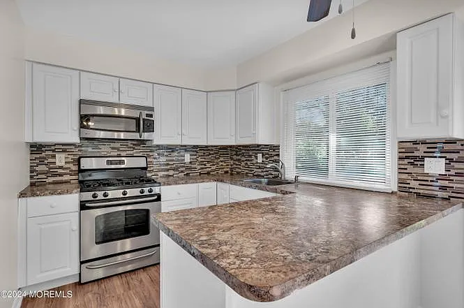 899 Nantucket Ct — Photo 11