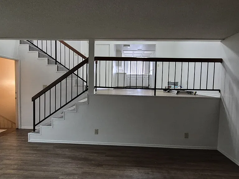 2673 Milton Ave #12 — Photo 9