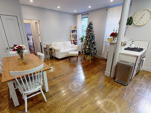 3rd image of 291 Lincoln Pl #Bb6