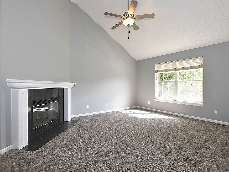 1st image of 13650 Hunter Dr