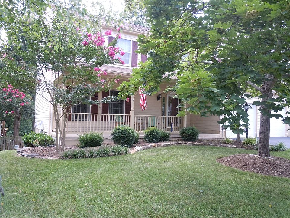 1st image of 12051 Heather Down Dr