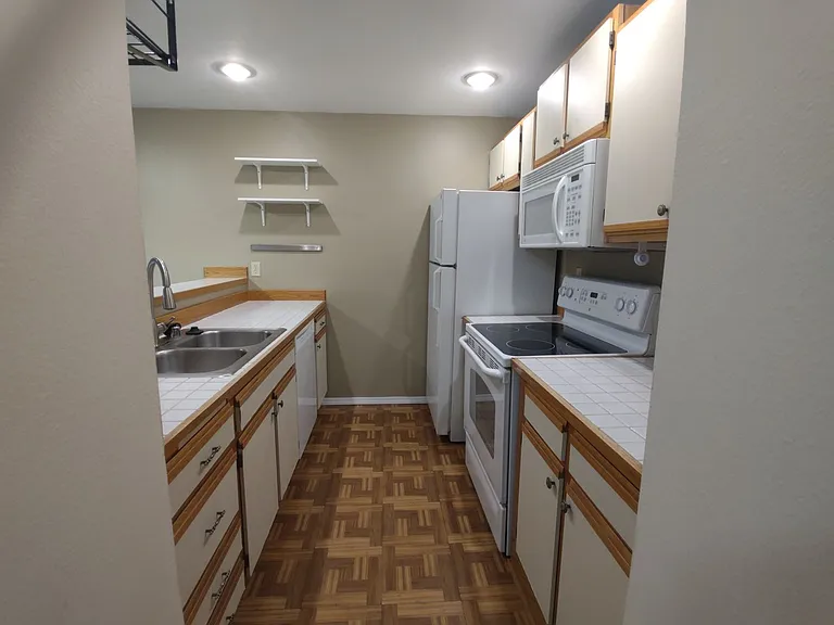 2152 N 112th St #308 — Photo 8