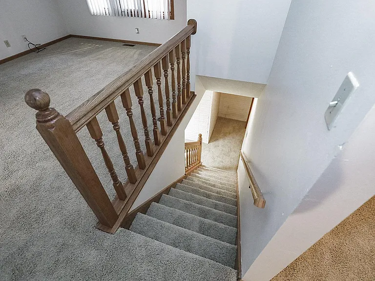 1107 Knox St — Photo 18