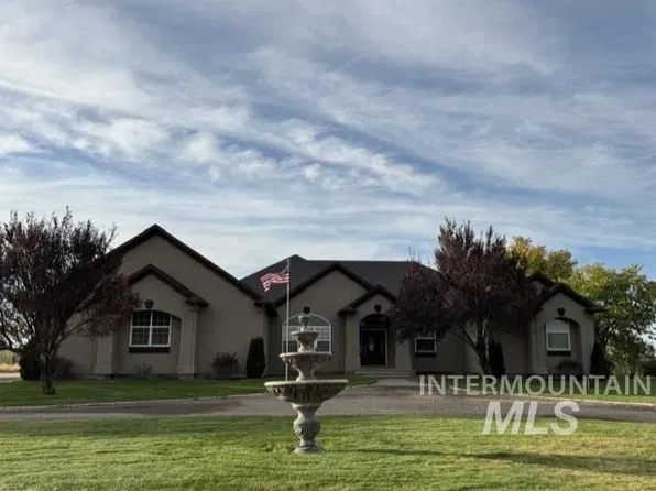 2273 NE Summerwind Dr, Mountain Home, ID 83647