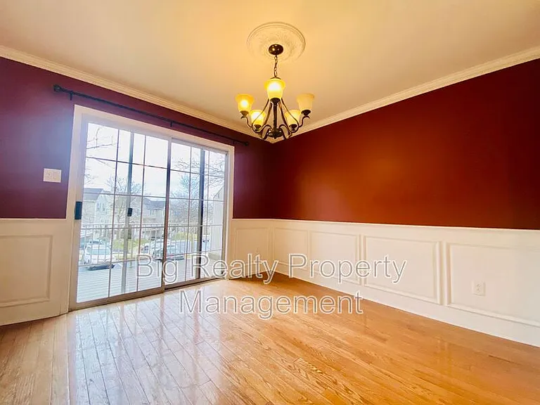 475 Stoneglen St — Photo 7