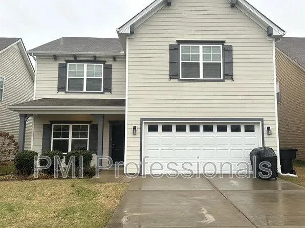 2413 Salem Glen Xing, Murfreesboro, TN 37128