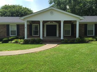 607 Lexington Dr, Glasgow, KY 42141
