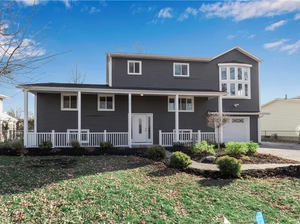 430 West Ln, Lewiston, NY 14092