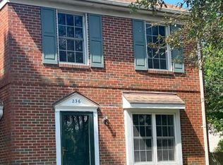 236 Green Blade Dr, Dover, DE 19904