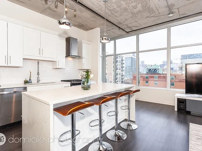 50 E 16th St #804 — Photo 6