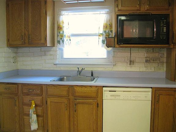 5th image of 3530 Echo Hill Ln