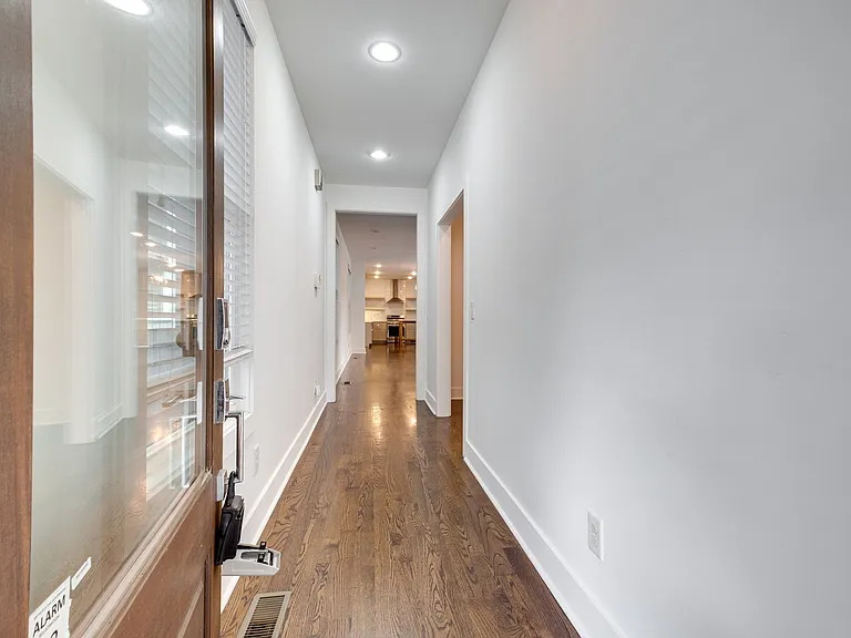 2022B 10th Ave S — Photo 2