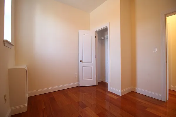 Rented by Next Door Realty NYC | media 38