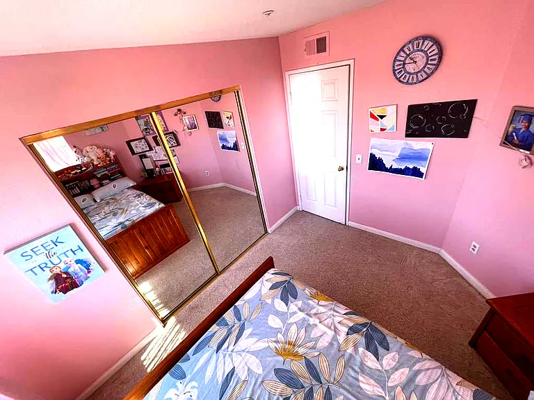 1215 Adobe Ter — Photo 12