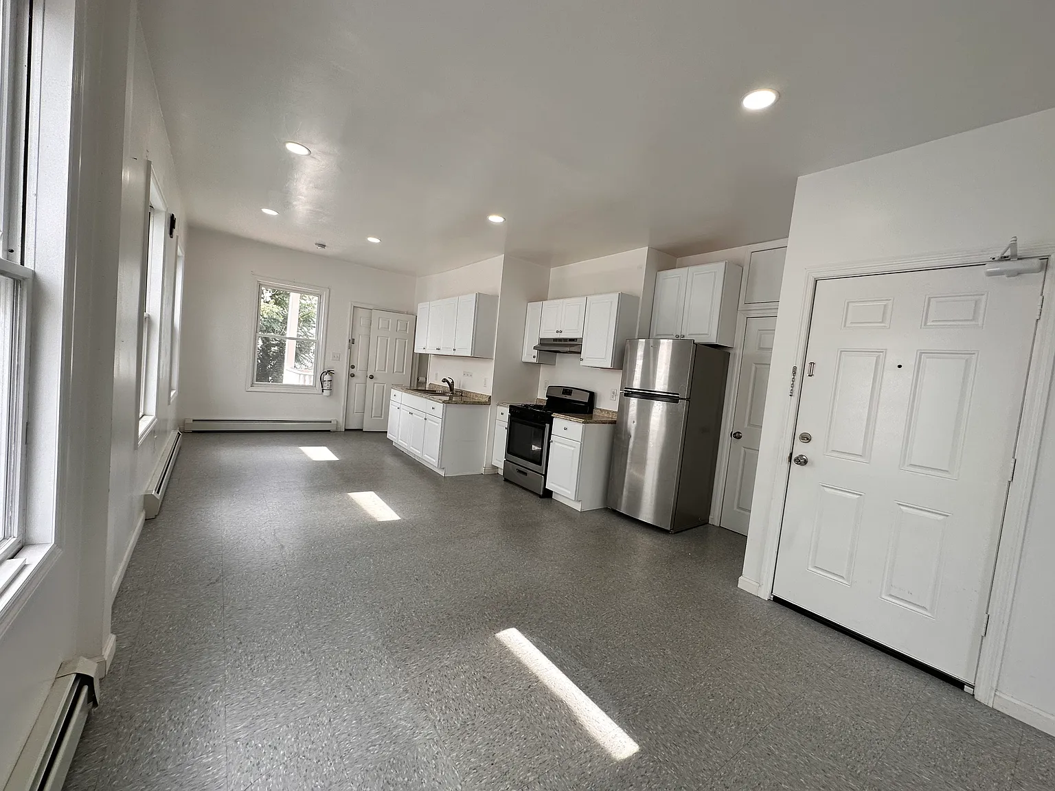 1 bed, $1,500 — Photo 1