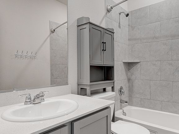 4th image of 3209 Elk Camp Rd