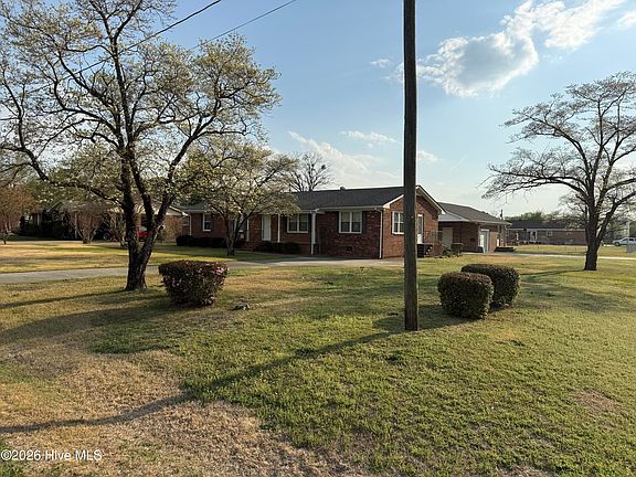 2nd image of 2992 Cherry Lane
