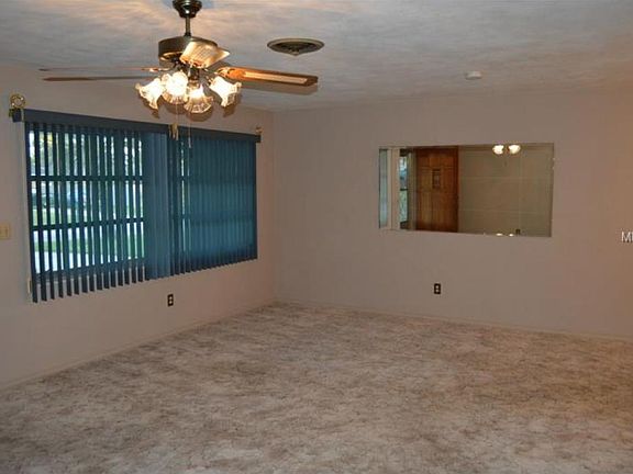 3rd image of 2320 Poinsettia Dr