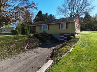 282 Pleasant View Dr, Kittanning, PA 16201
